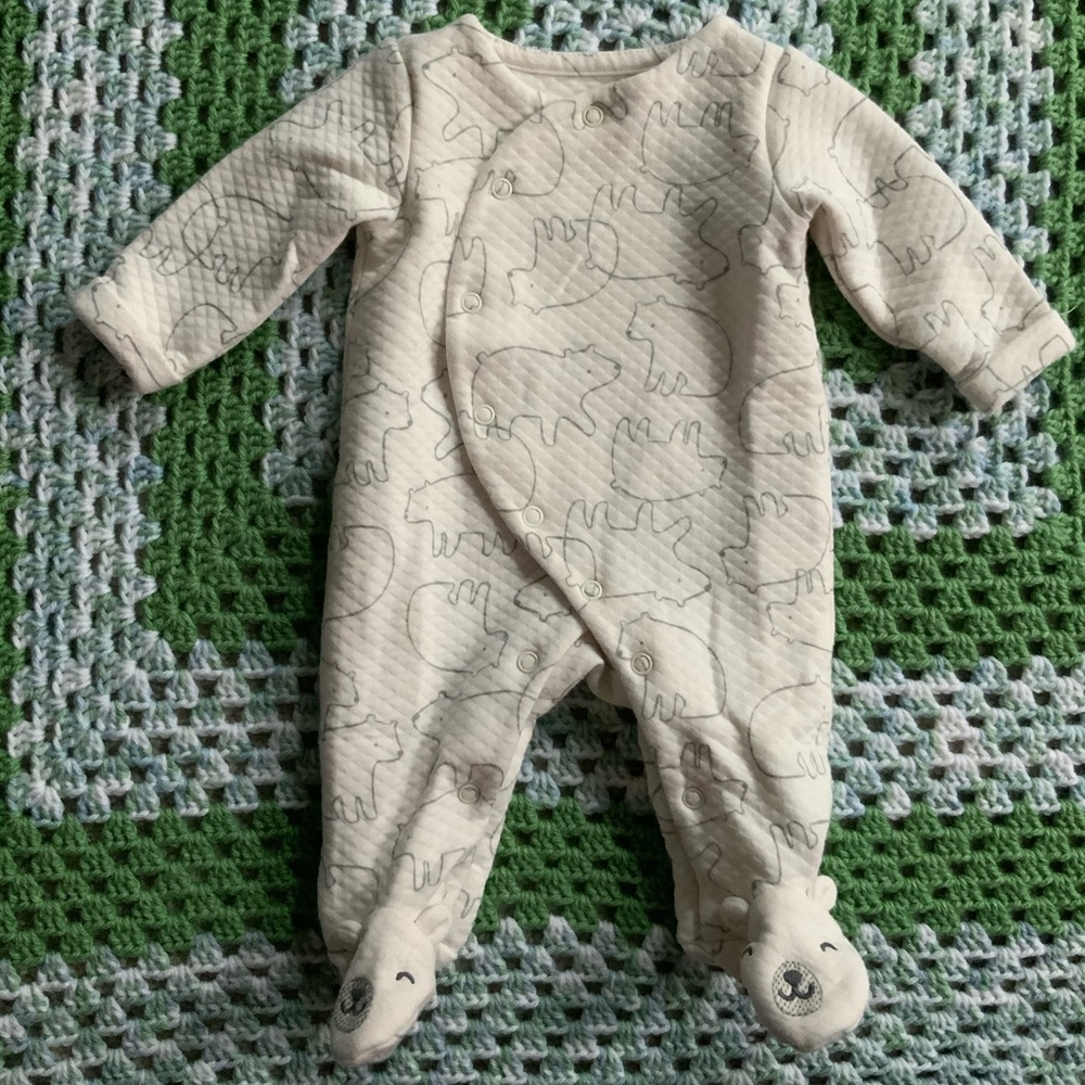 Carter’s Jost one you footsie